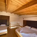 Sea's 3* Ksamil