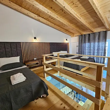 Sea's Hotel 3*