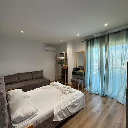 Sea's 3* Ksamil