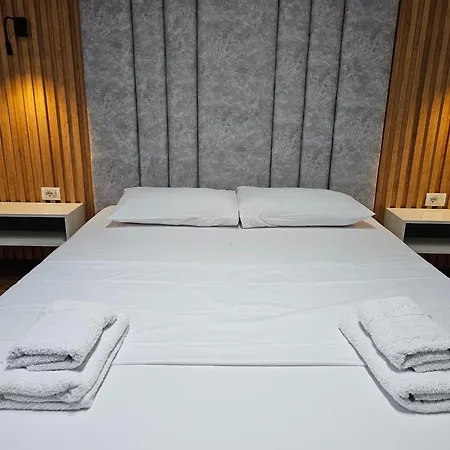 Seas Hotel