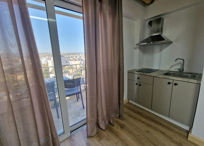 Sea's 3* Εξαμίλιο