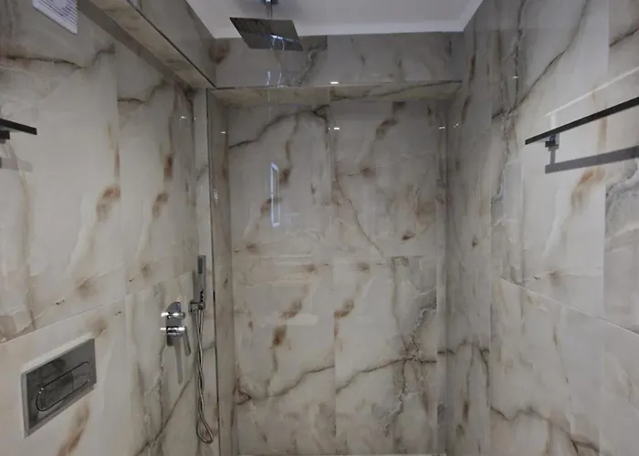 Sea's 3* Εξαμίλιο