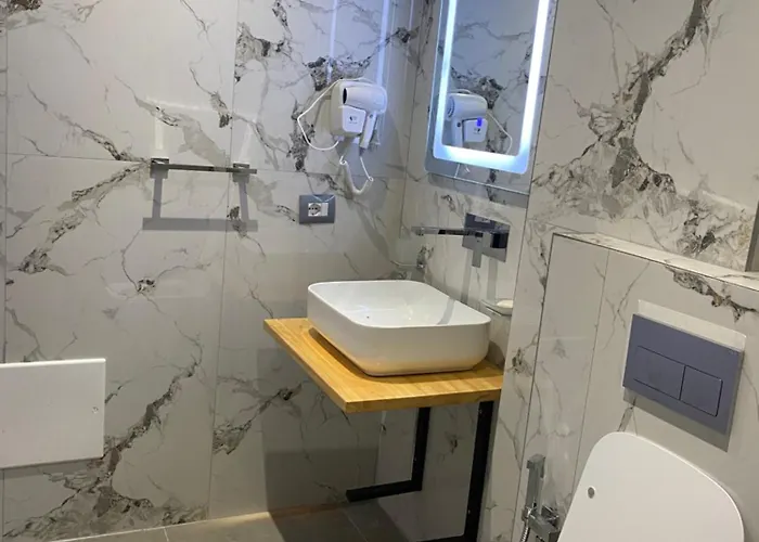 Ξενοδοχείο Sea's 3*